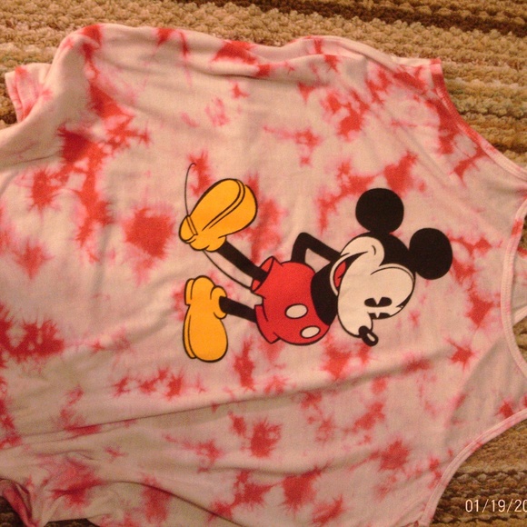 ✨Disney Top - Picture 2 of 2